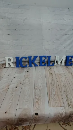 Nome em MDF azul RICKELME 
