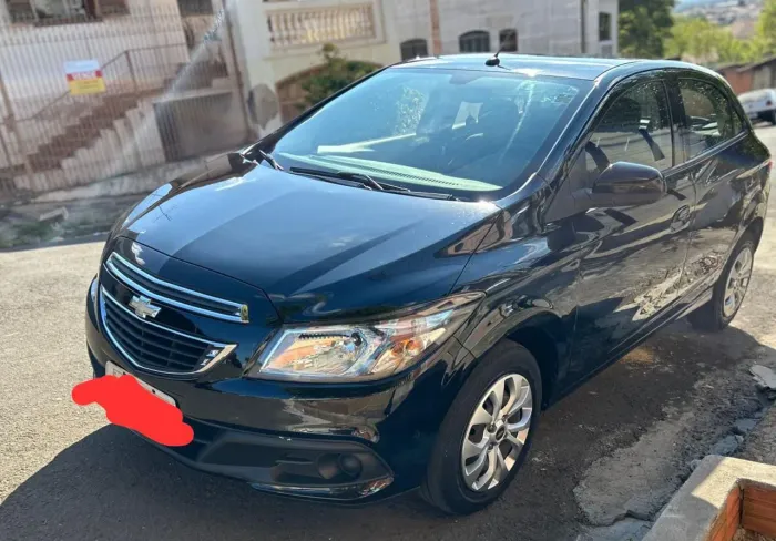 Chevrolet Onix Hatch LT 1.4 8V Flex Power Aut. 4P 2015