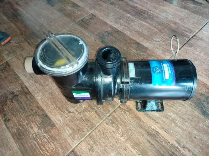 Bomba  pra piscina 3/4 CV 