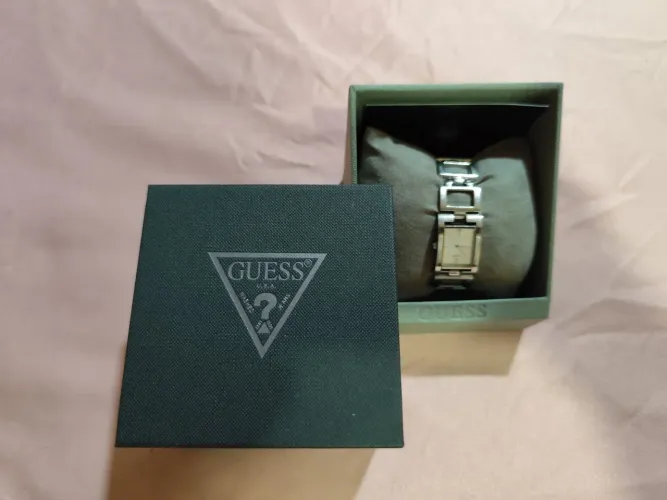 Relógio feminino guess, não está funcionando