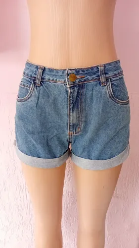 Short jeans feminino