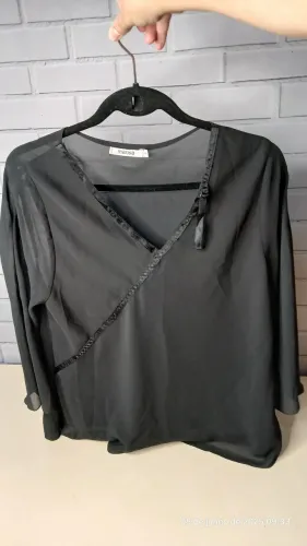 Blusa preta Tam: 48 Marca: Marisa