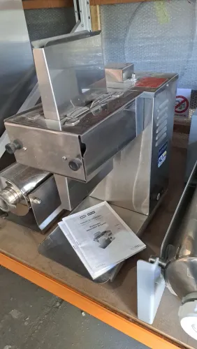 A. Amaciador de carne inox Metvisa 