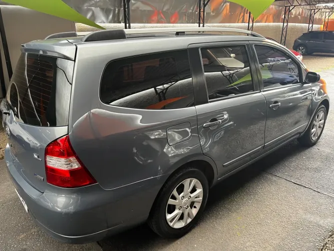 Nissan Livina Grand SL 1.8 16V Flex Fuel Aut. 2013