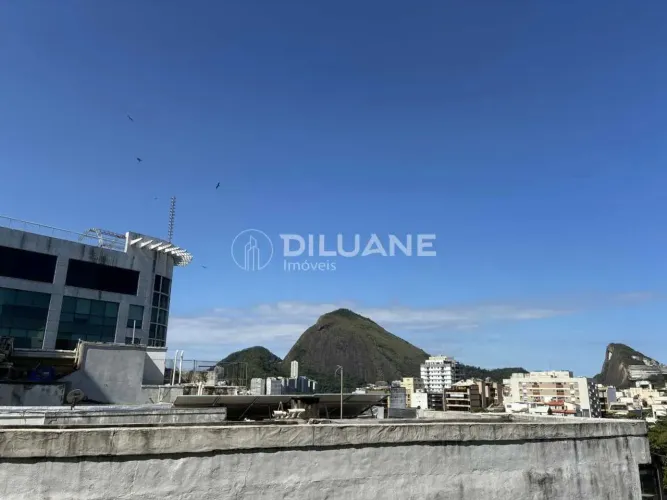 Apartamento : / Residencial / Leblon