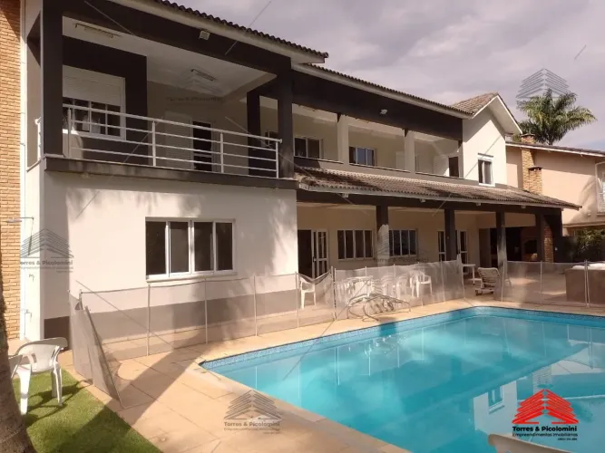 4dormitorios sendo 2 suites 10 vagas de garagem, piscina, fundo para o rio paraiba com dec