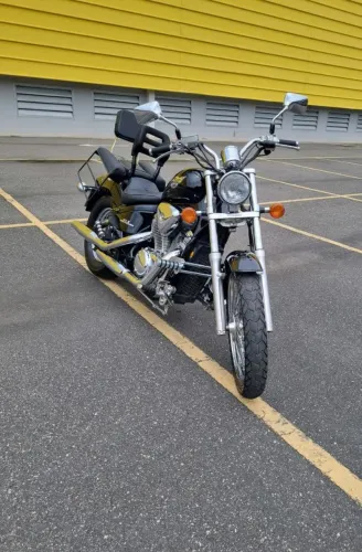 Moto Honda Shadow VLX 600, ano 2002
