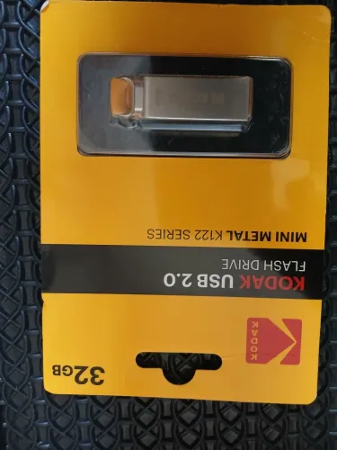 Vendo pen drive excelente qualidade 32gigas