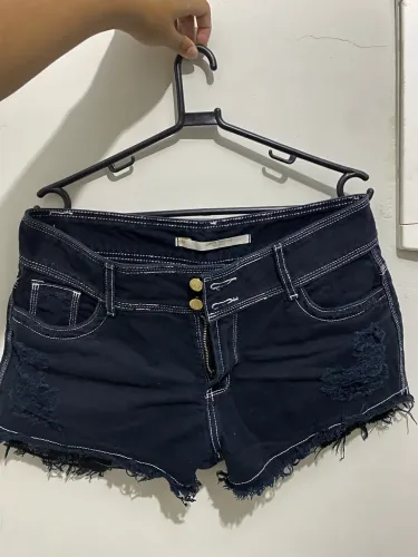 Short jeans preto curto tamanho 40 - lança perfume 