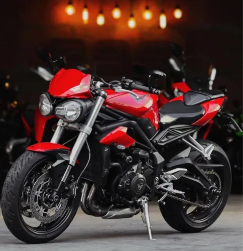 Street triple 765s 