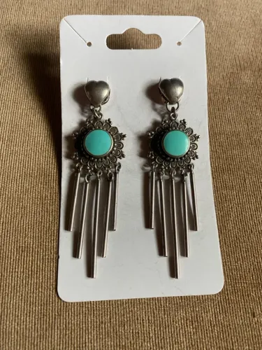 Brincos Boho Chic com detalhe turquesa