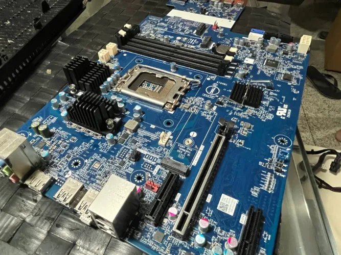 Placa mãe dell com defeito geração 12+