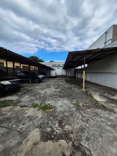 Oportunidade! Terreno no centro próximo à Churrascaria Rosa amarela! Macaé RJ!