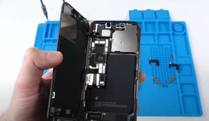 Troca de tela Iphone 13 