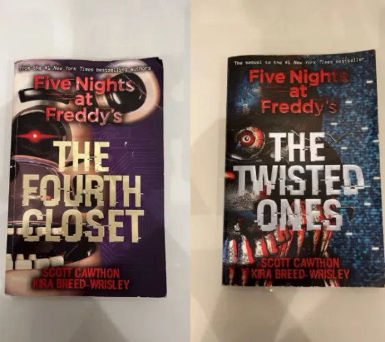 Livros Five Night's at Freddy's The Twisted ones + The Fourth Closet usados