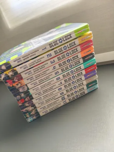 Mangá Blue Lock kit vol 01 ao 11 em ótimo estado