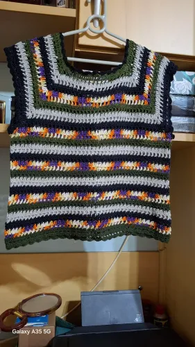 Blusa de  Crochê Artesanal Colorido