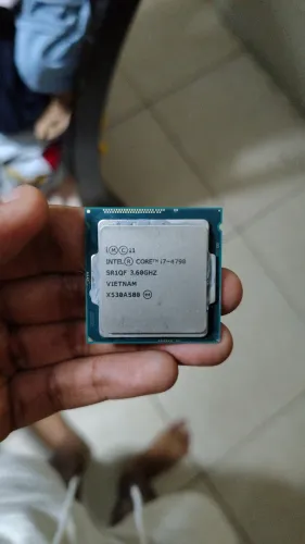 Intel Core i7 4790 