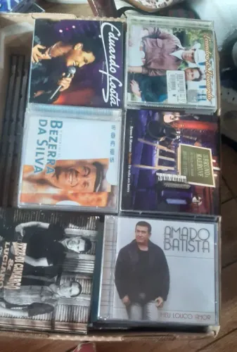 ALÔ ALÔ COLECIONADOR  LOTE DE CDs É DVDS  de Música Sertaneja   