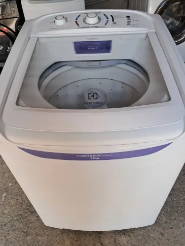 Máquina de lavar roupa Electrolux 13 kg