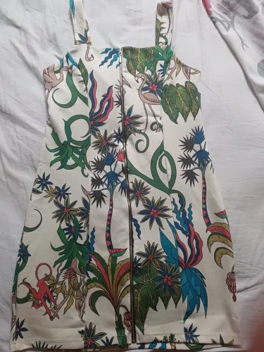Vestido curto estampado