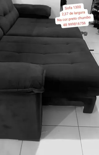 Sofá 5 lugares preto chumbo fosco aveludado.