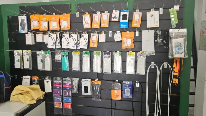 Itens de celular (50% desconto)