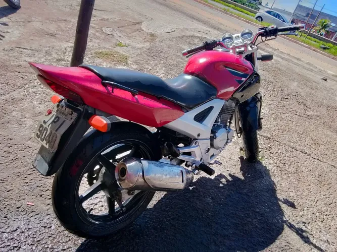 Vendo ou troco por moto menor precisa pagar o IPVA e multa