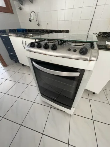 Fogão 4 bocas Electrolux