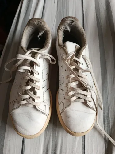 Tênis Adidas 36