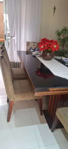 Vende-se jogo 6 cadeiras