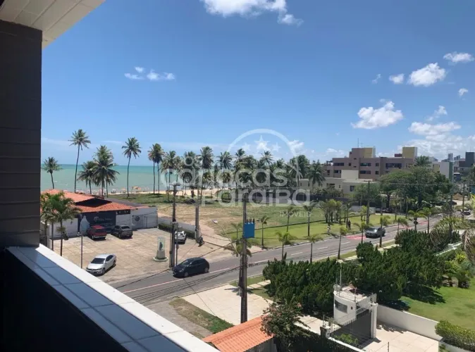 Apartamento de 2 quartos com varanda a 50m da praia da Bessa em João Pessoa