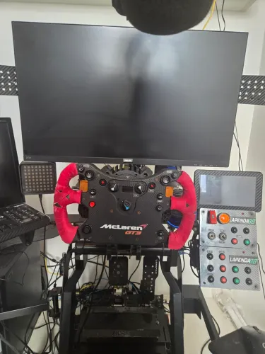 Volante e base Fanatec 8nm MacLaren 