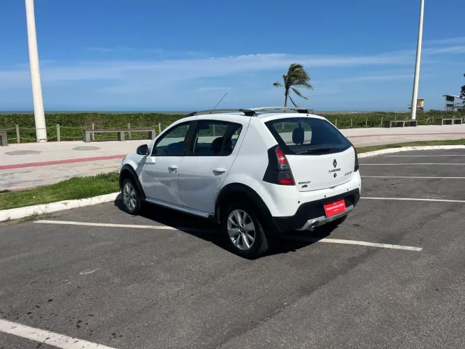 Renault Sandero Stepway Hi-flex 1.6 16V 5P Aut. 2014