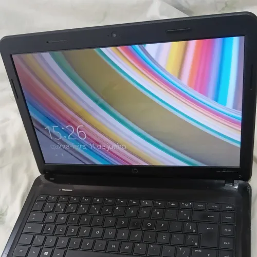 Notebook HP i5 4GB de RAM + Carregador