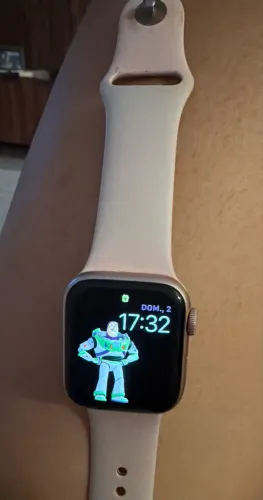 Apple Watch Series 4 (GPS)