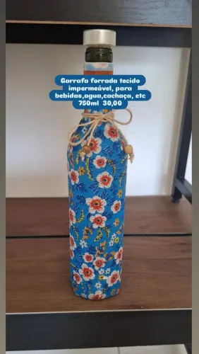 Garrafa vidro forrada tecido 