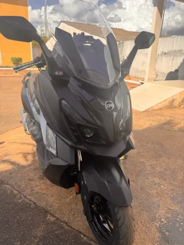 Vendo Dafra Cruisym 300