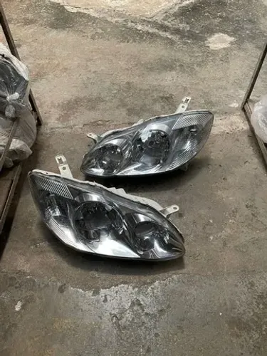 Farol Corolla Fielder 2003 ate 2008