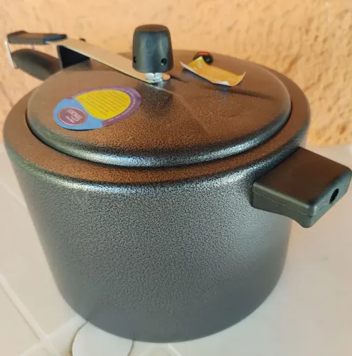 Panela Grande Pressão 7 litros Preta