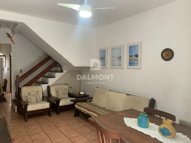 Peró - Cabo Frio - Excelente casa em condomínio a uma rua da Praia do Peró