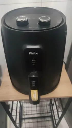FRITADEIRA ELÉTRICA PHILCO GOURMET PFR15PG 4U3L GOLD PT 110V