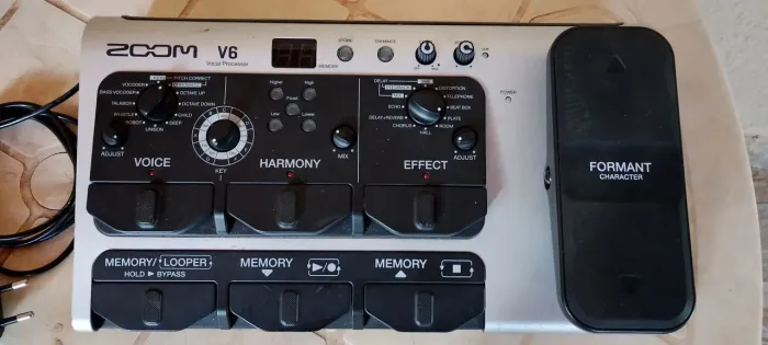 Pedal de voz zoom v6