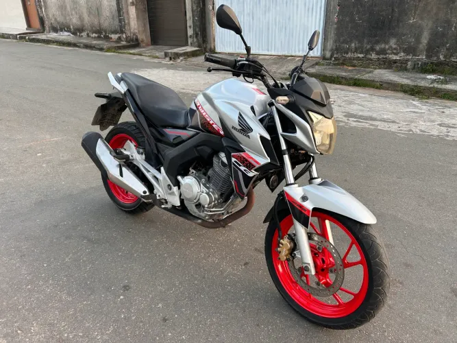 Honda Twister 250 2021