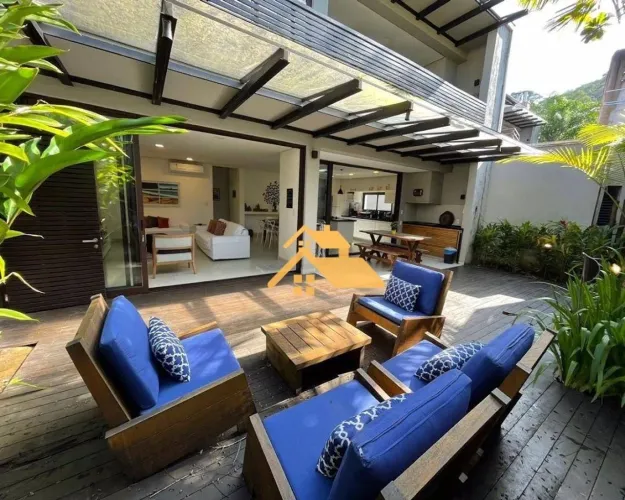 Casa em condomínio em Juquehy, 3 suítes, varanda gourmet com deck e lazer completo com ser