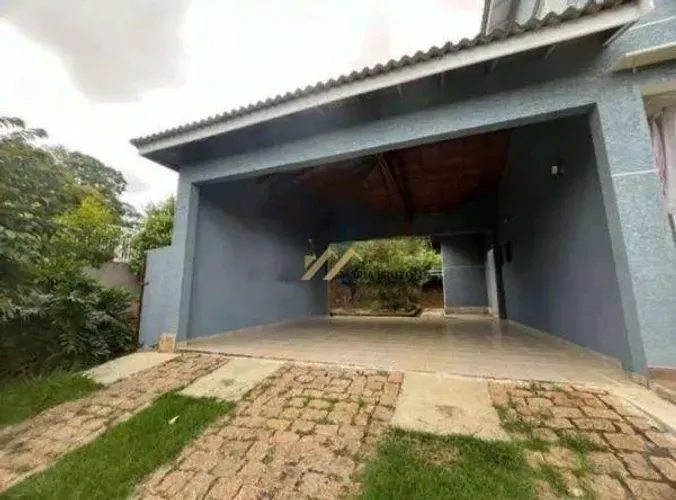 CASA A VENDA OU LOCAÇÃO 4 QUARTOS, 1.670M²A.T, 290M²A.C - R$ 2.247.000,00 - CONDOMÍNIO PAR