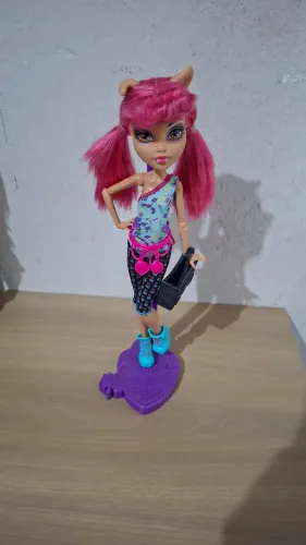 Howleen dance class
