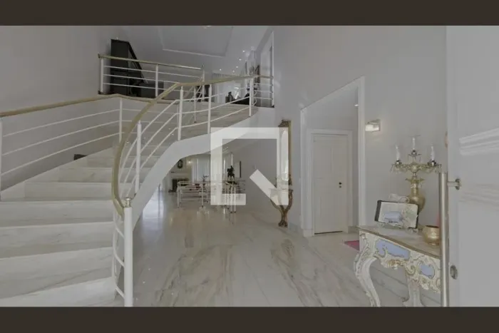 Casa à Venda - Vila Castela, 5 Quartos, 733 m2