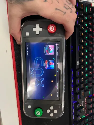 Nintendo Switch Lite - Desbloqueado