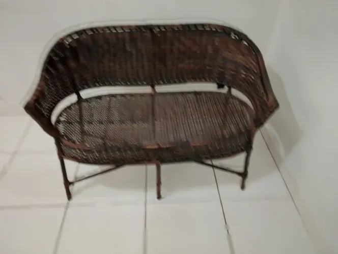 Sofá de vime sintético 